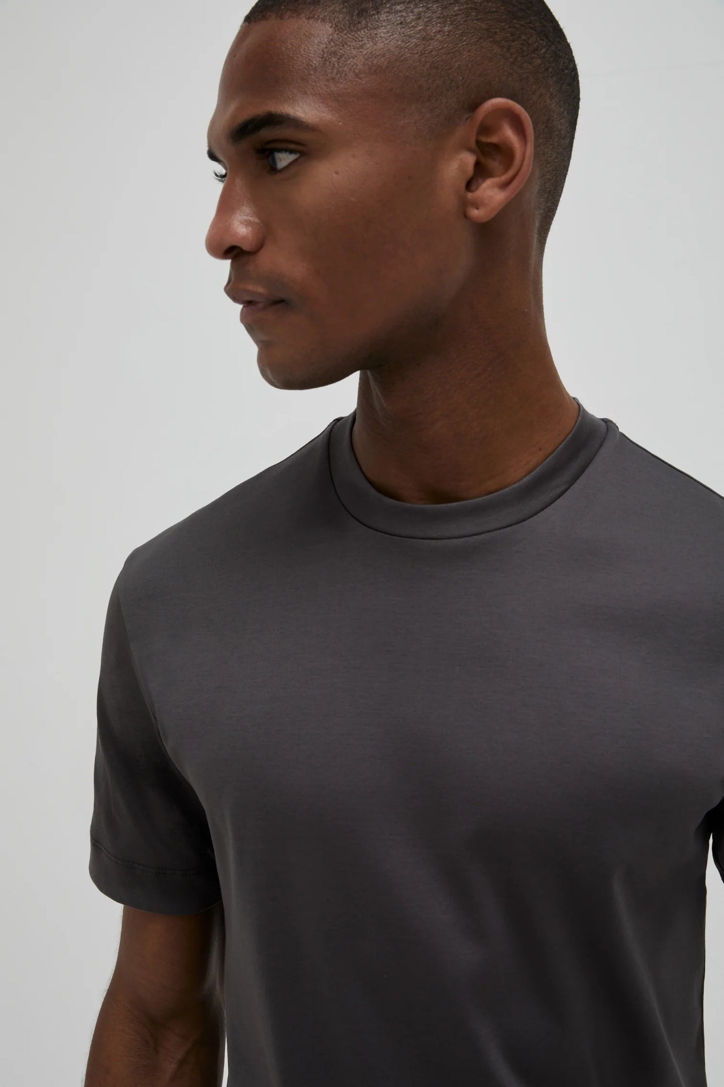 Valenza Interlock Supima T-Shirt | Dark Grey
